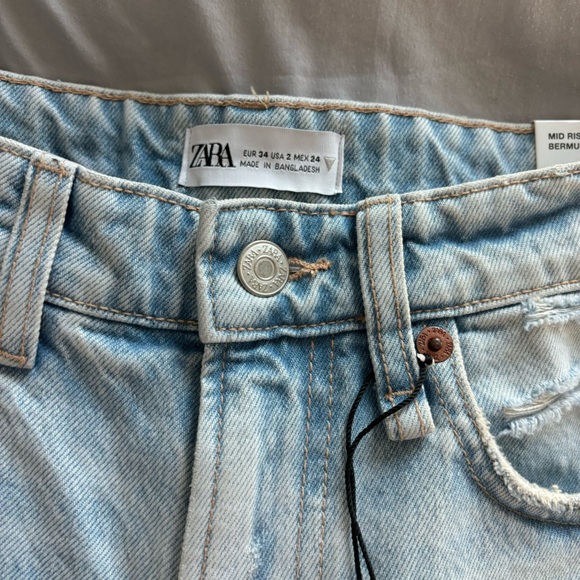 Zara Loose Fit Bermuda Patchwork Jean Shorts - Picture 2 of 3